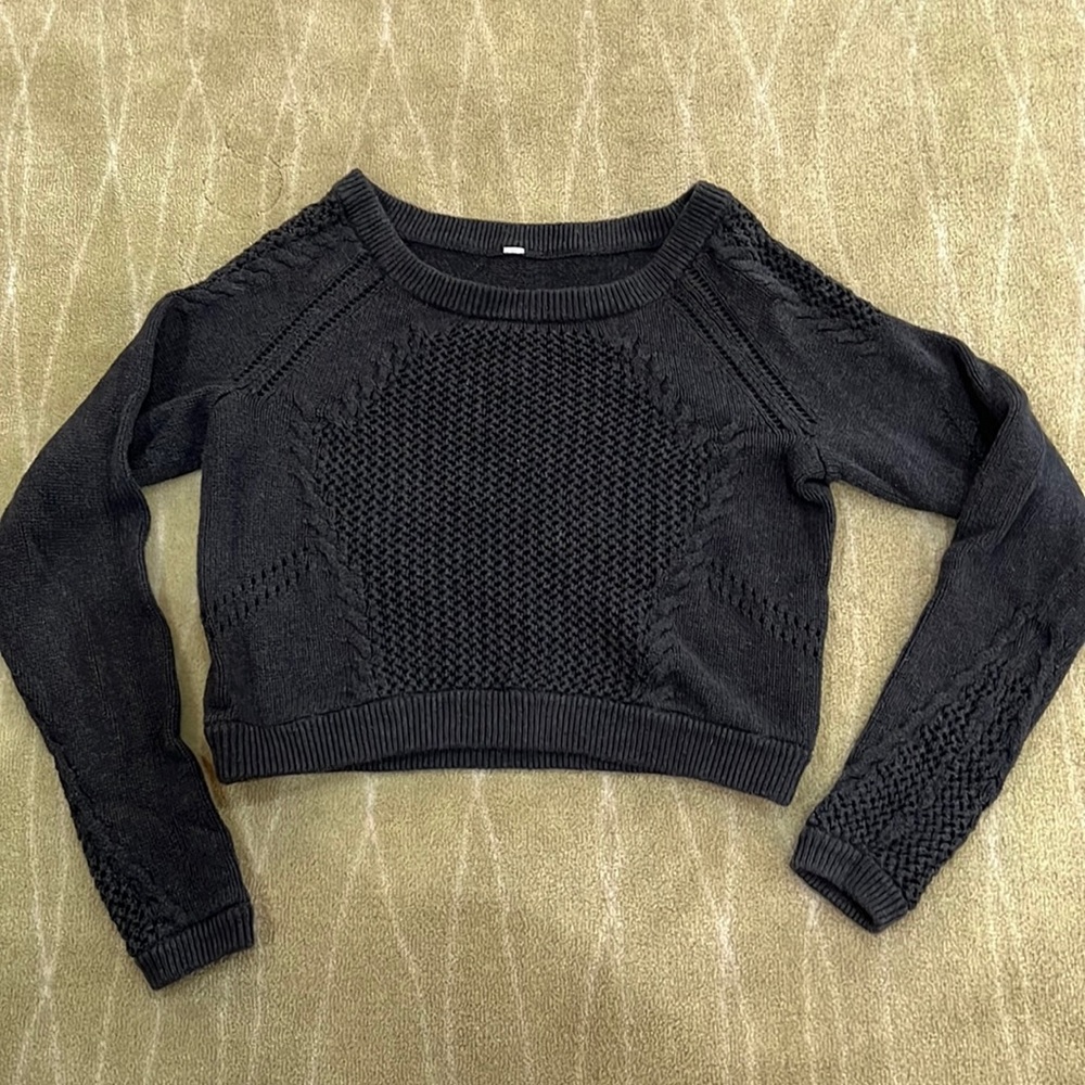 Lululemon cropped sweater